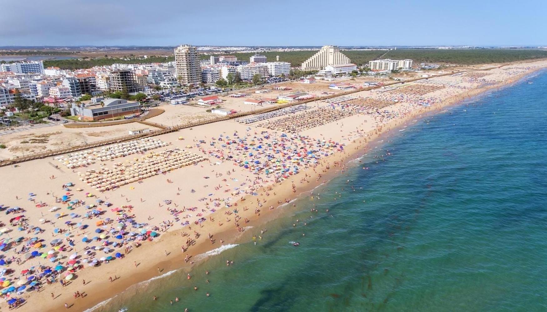 Casa Pe Da Praia Monte Gordo Luaran gambar